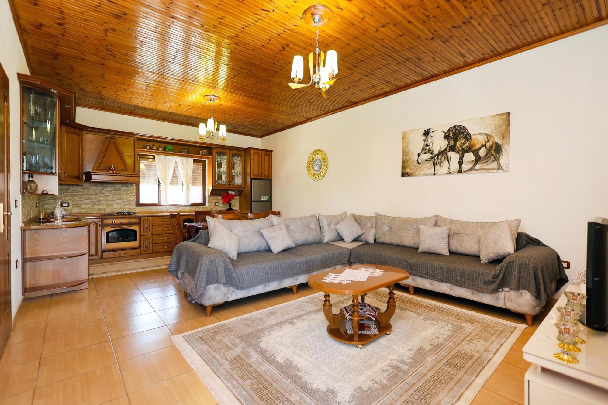 Villa Kevin 베라트 외부 사진