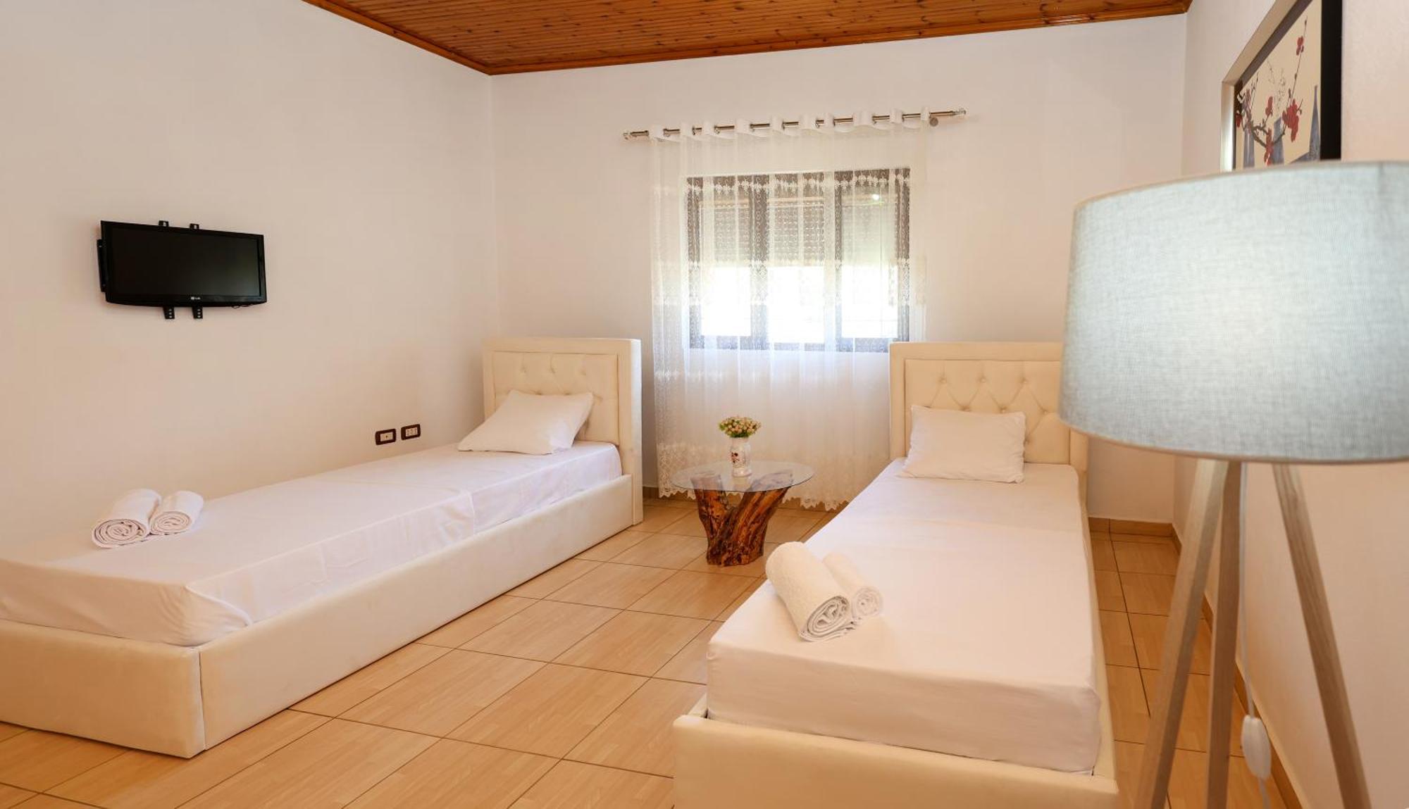 Villa Kevin 베라트 외부 사진